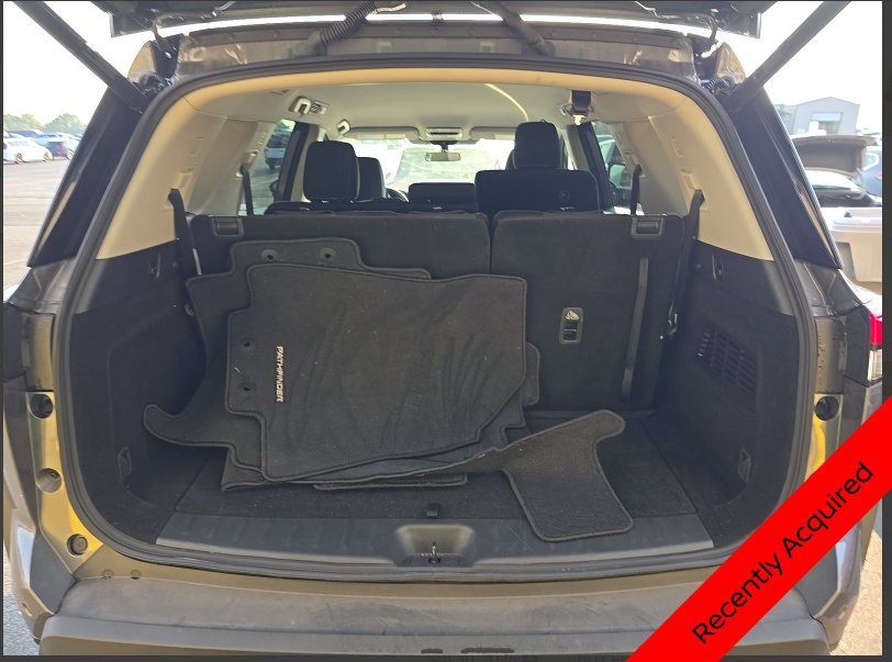 Certified 2025 Nissan Pathfinder SV AWD/4WD image 8