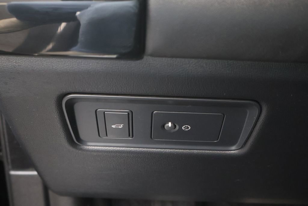 Used 2021 Land Rover Range Rover P525 Westminster Edition LWB image 39