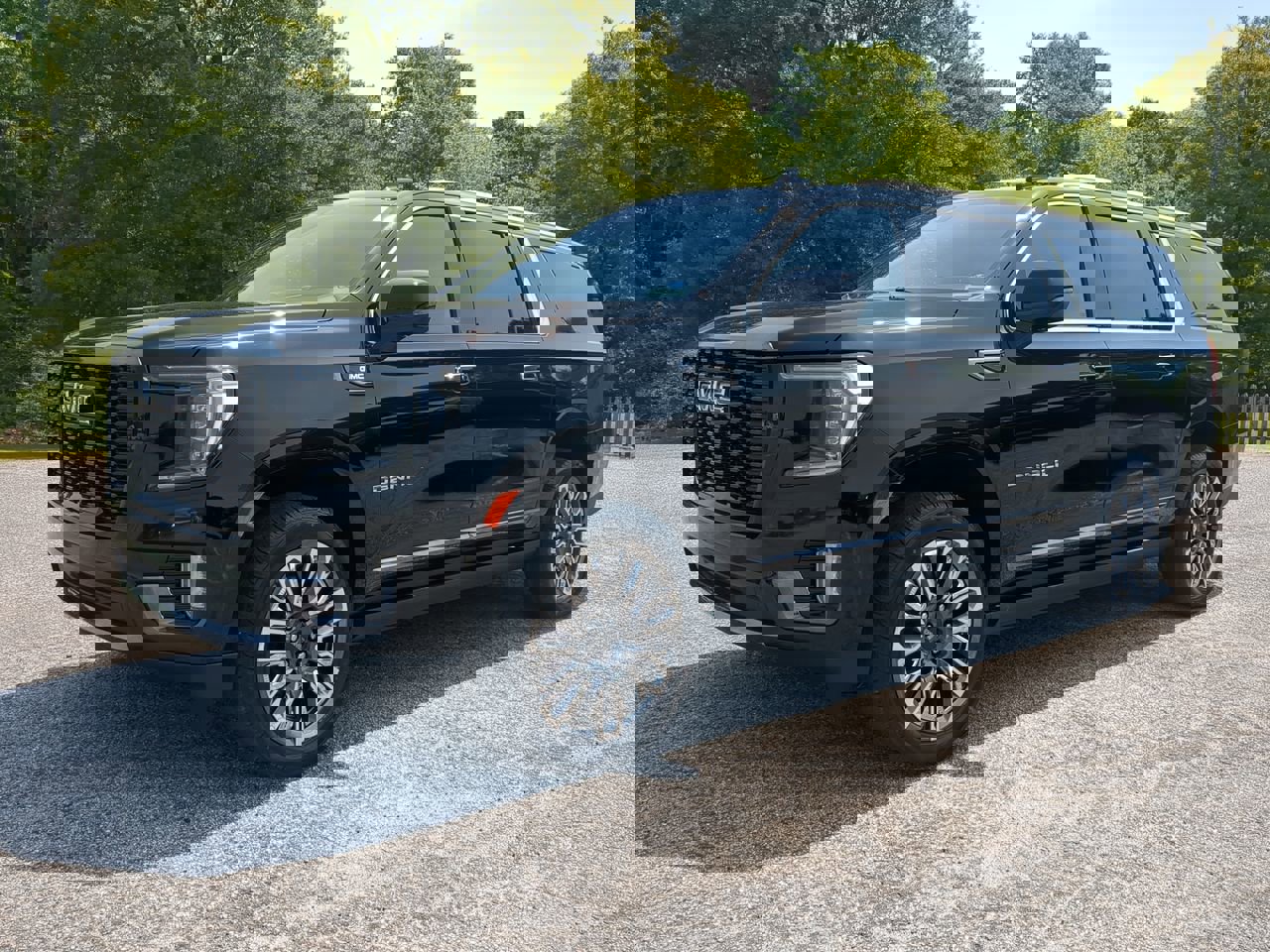 Used 2023 GMC Yukon XL Denali Ultimate image 6