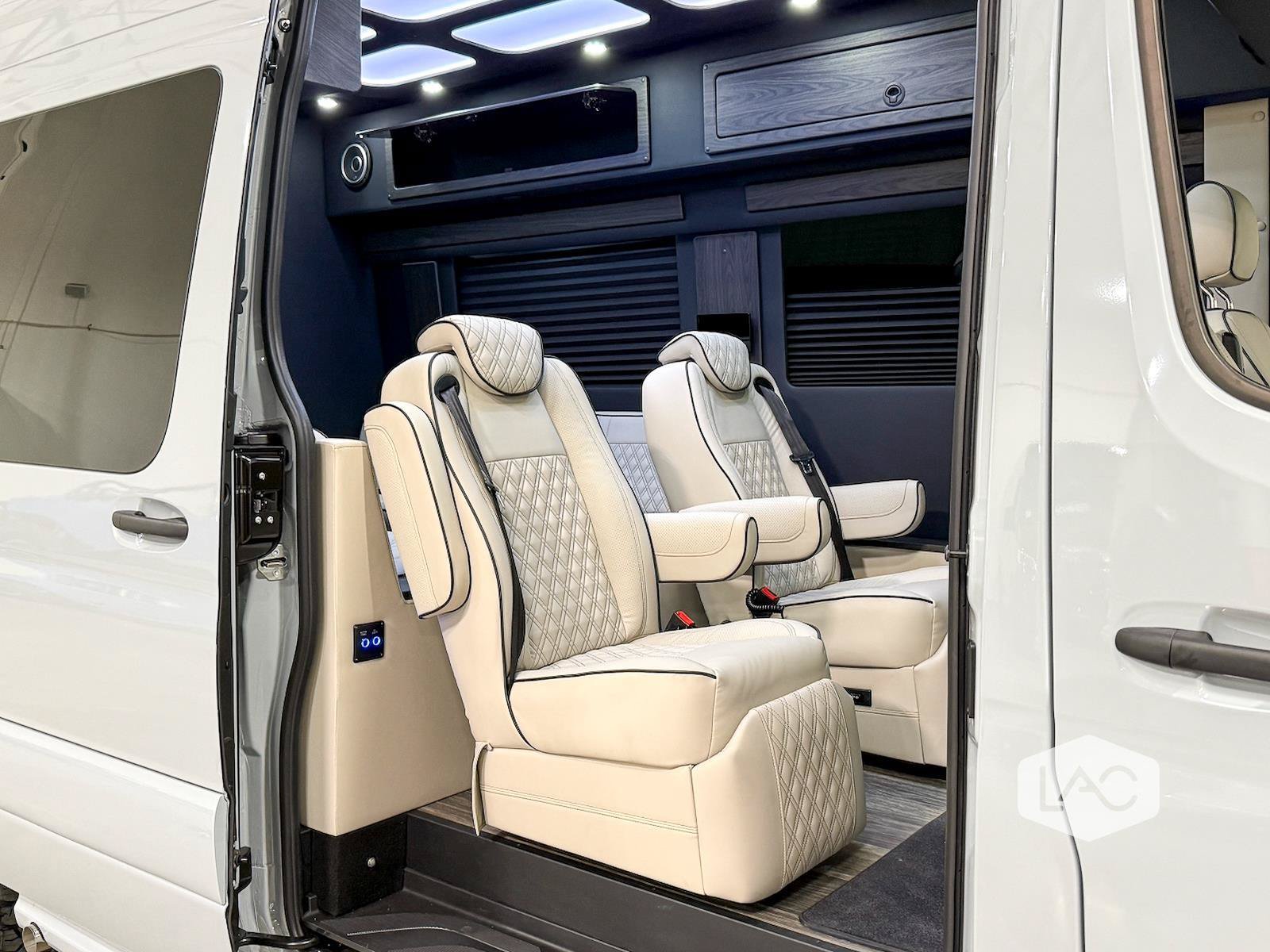 Used 2026 Mercedes-Benz Sprinter 3500 image 25
