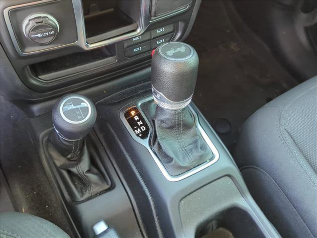 Used 2023 Jeep Wrangler Sport image 19