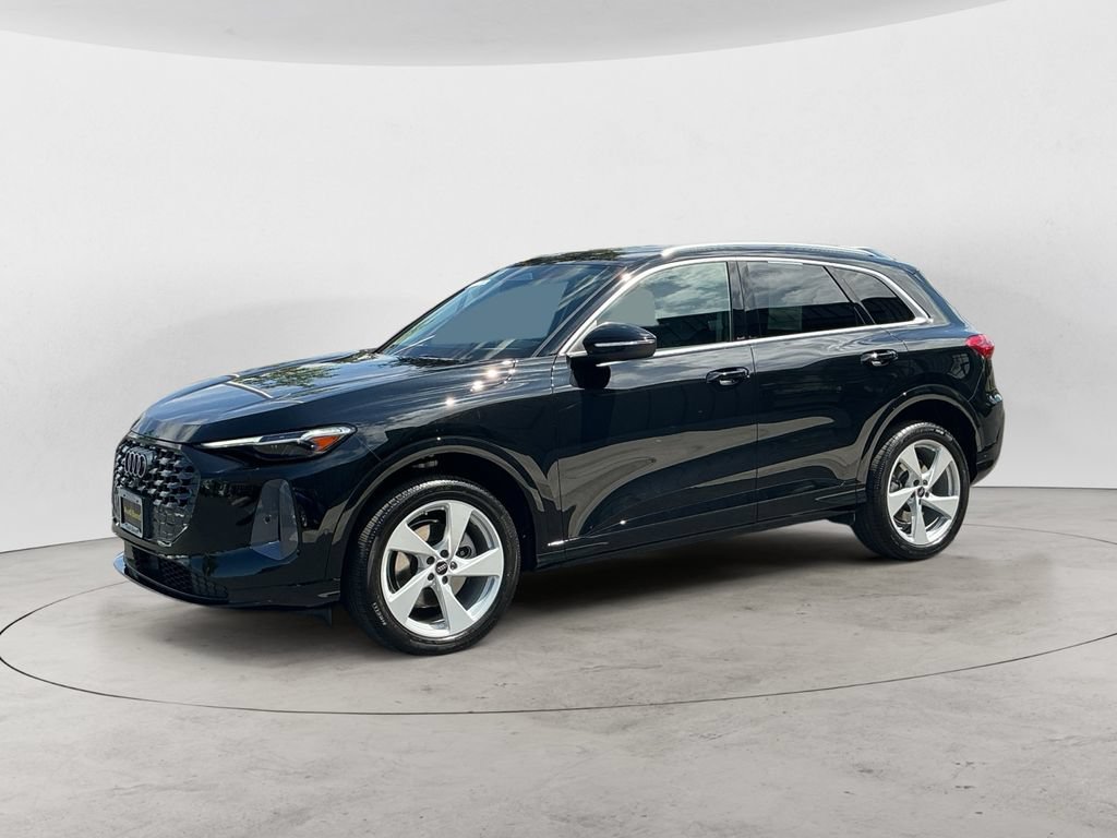 Used 2025 Audi Q5 Premium Plus AWD/4WD image 1