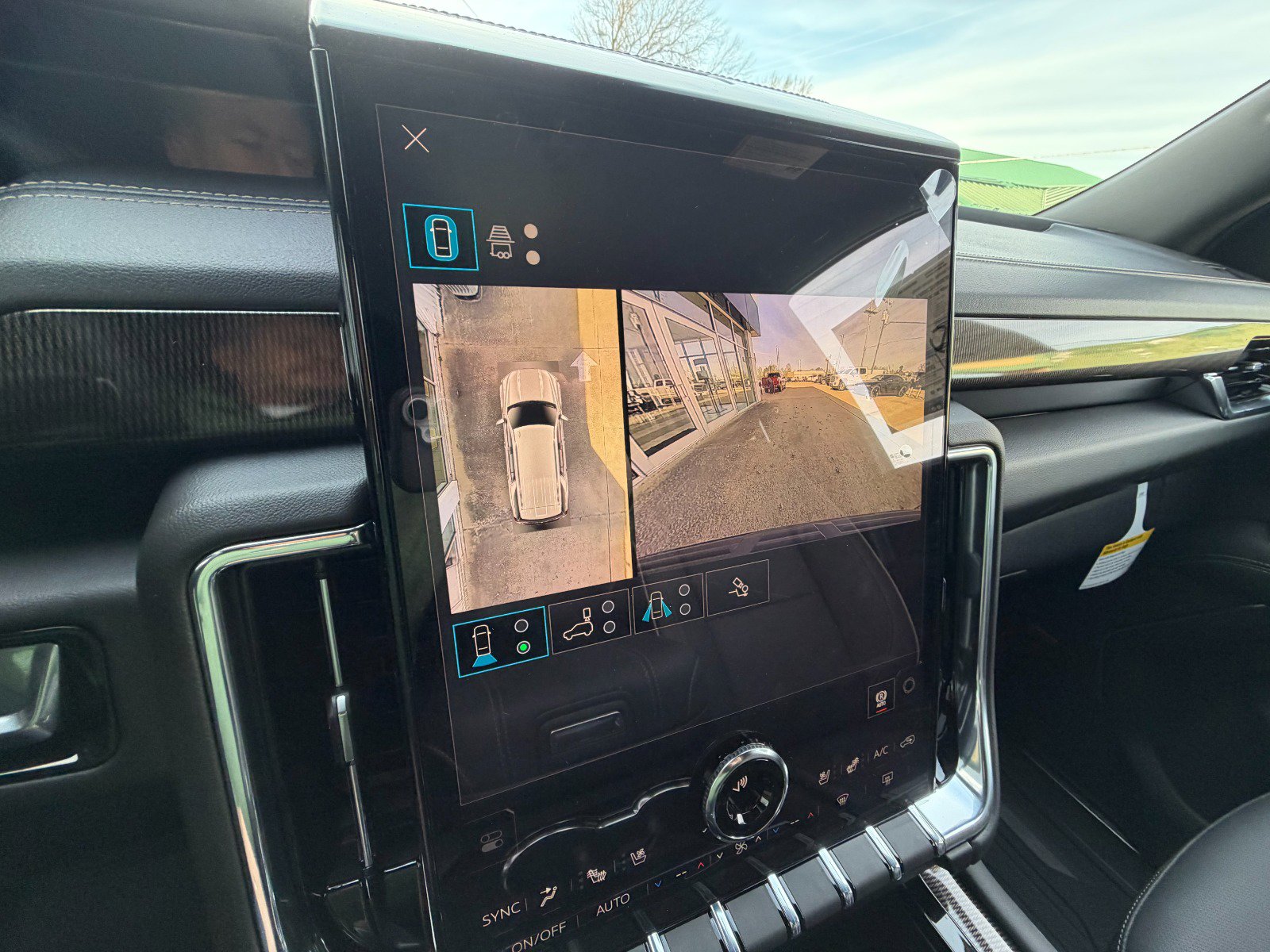 New 2026 GMC Yukon Elevation w/ Elevation Premium Package image 18