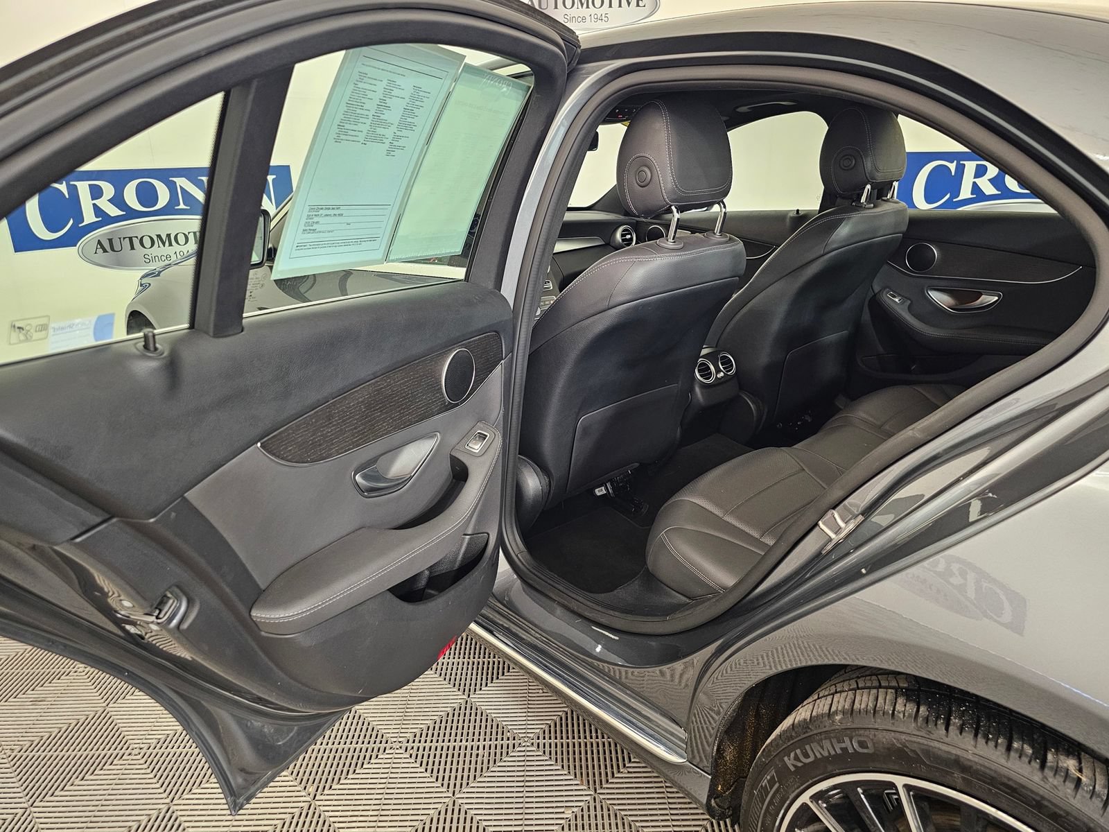 Used 2019 Mercedes-Benz C 300 4MATIC Sedan image 18