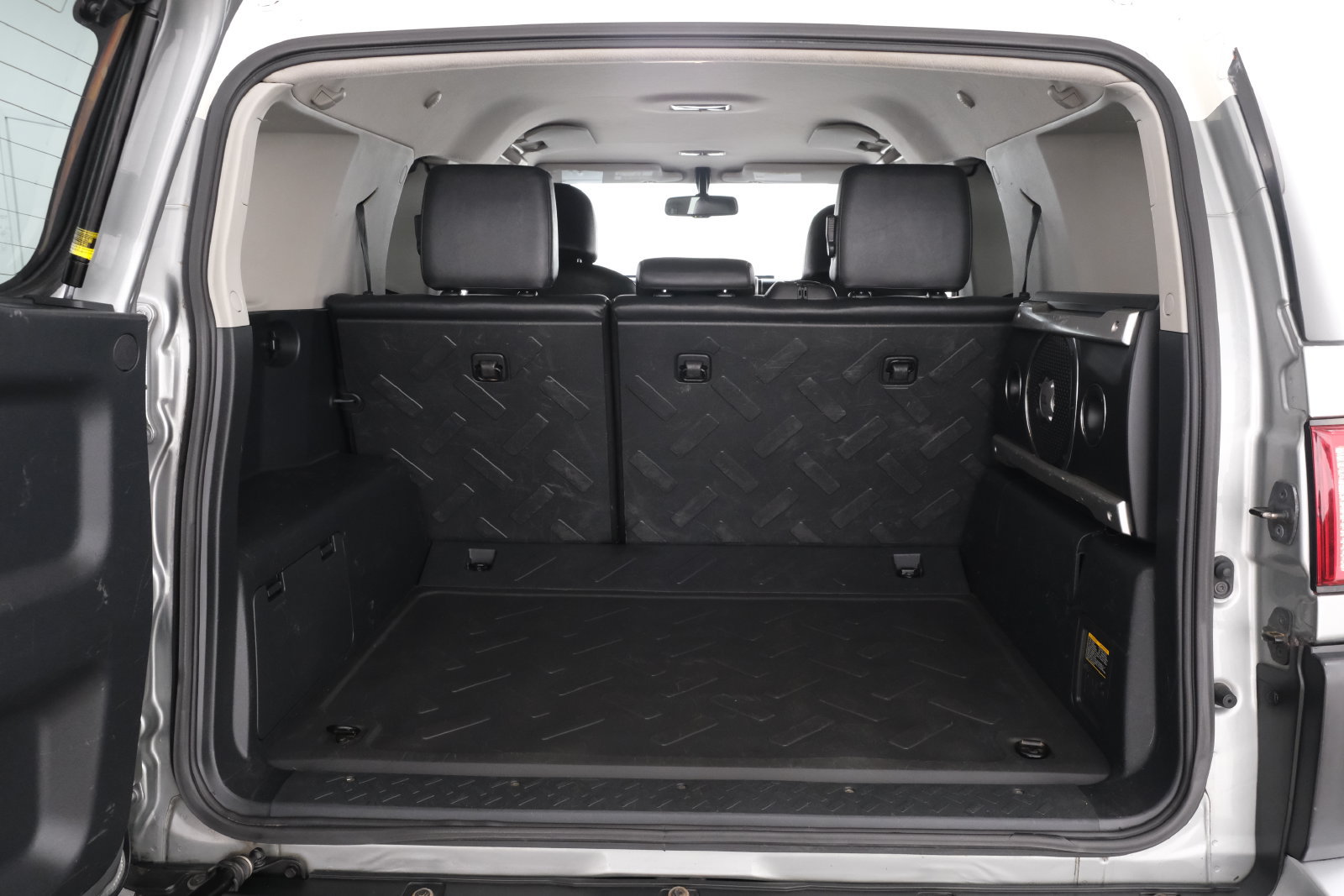 Used 2011 Toyota FJ Cruiser 4WD w/ Upgrade Pkg image 30