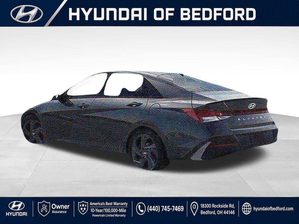 New 2026 Hyundai Elantra SEL Sport FWD image 4