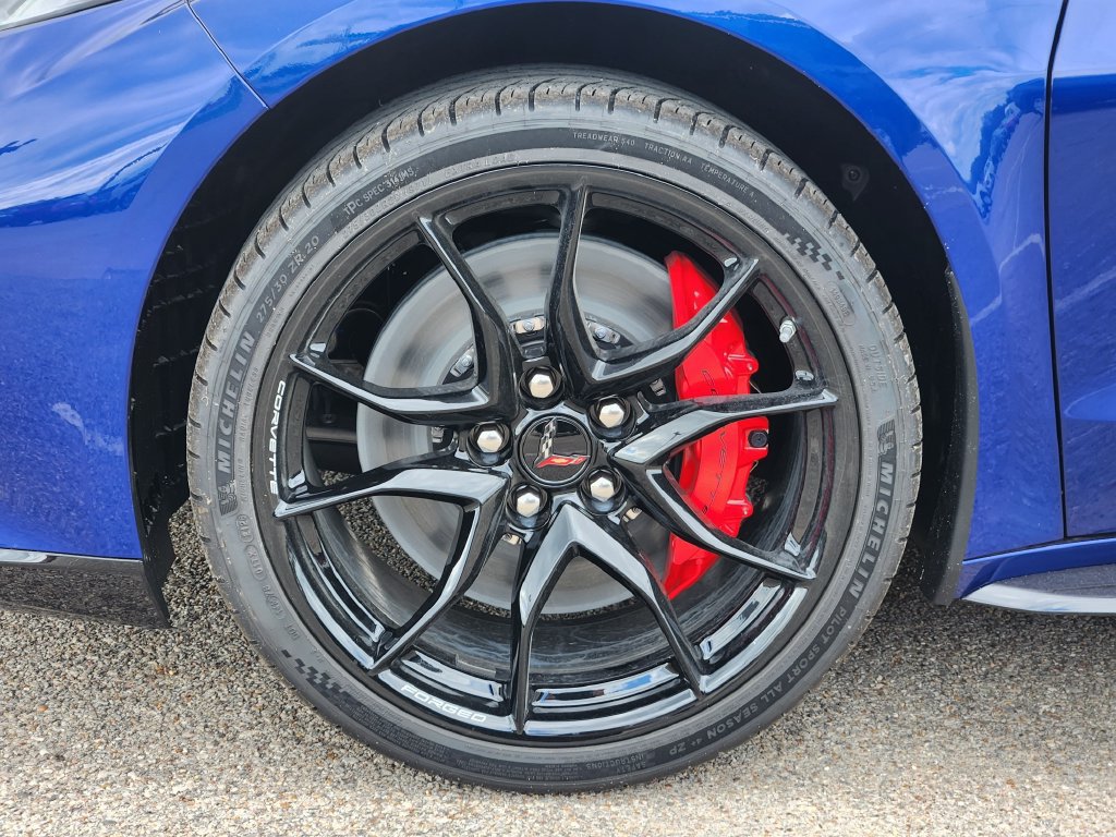 New 2027 Chevrolet Corvette Grand Sport w/ Stealth Interior Trim Package RWD image 8