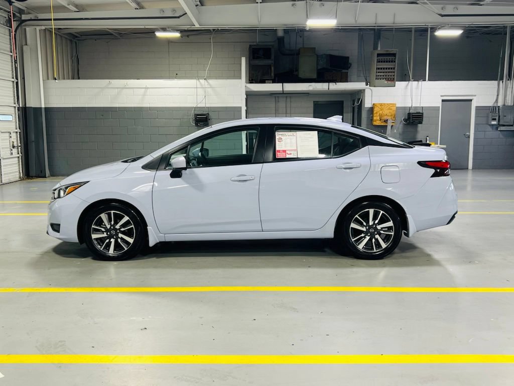 Used 2024 Nissan Versa SV w/ Trunk Package FWD image 15