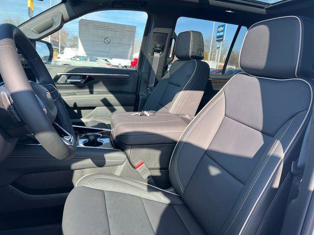 New 2026 Chevrolet Tahoe Premier w/ Sun And Tow Package image 11