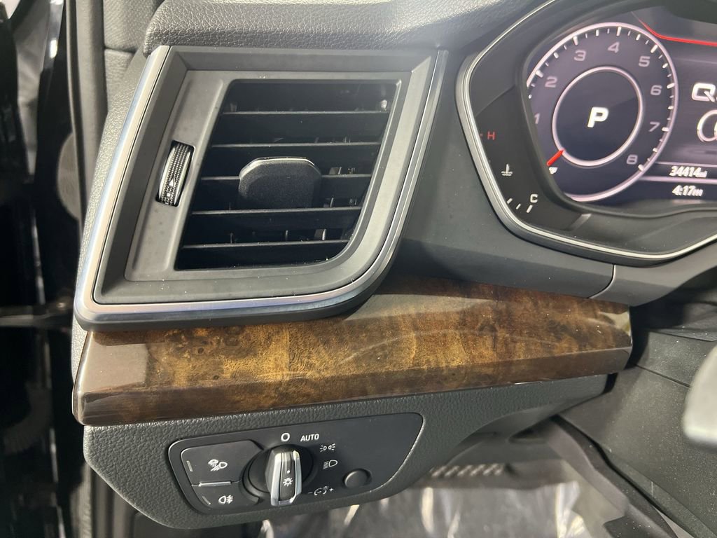 Used 2019 Audi Q5 2.0T Premium Plus image 17