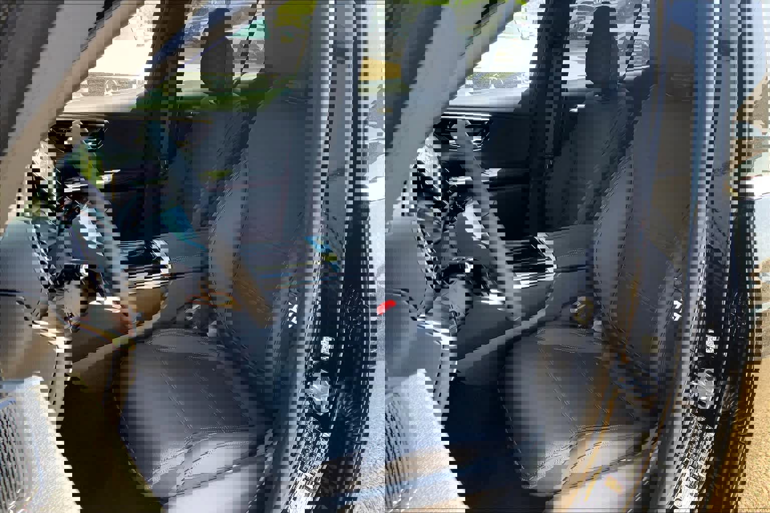 Certified 2025 Mercedes-Benz GLC 300 image 16