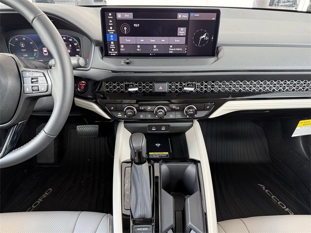 Used 2024 Honda Accord Touring image 13