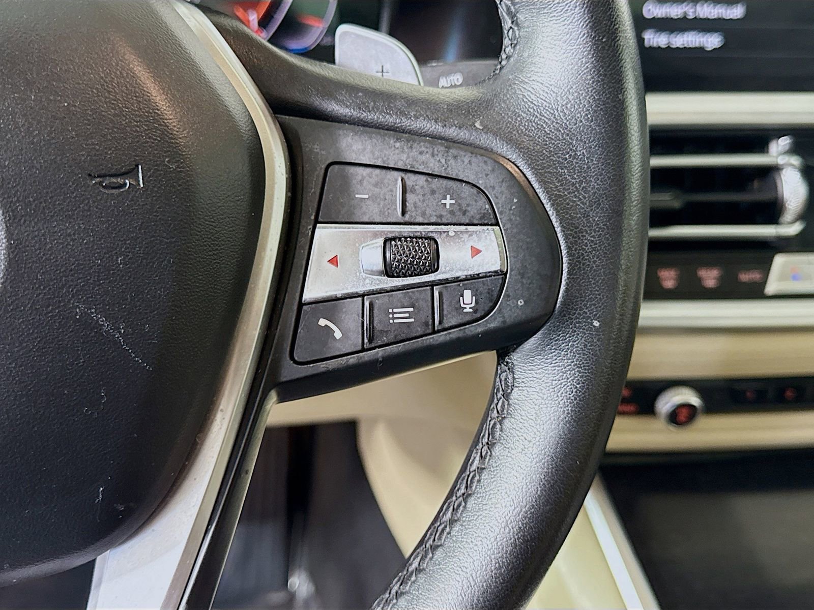 Used 2020 BMW 330i Sedan w/ Convenience Package RWD image 11