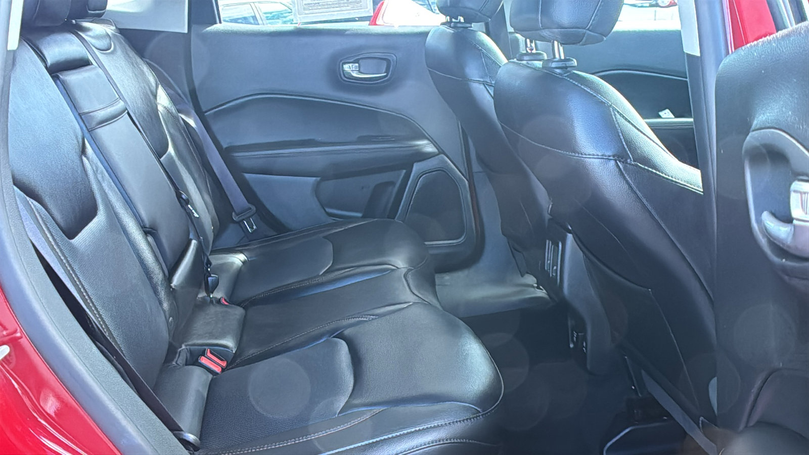 Used 2018 Jeep Compass Limited w/ Navigation Group FWD image 15