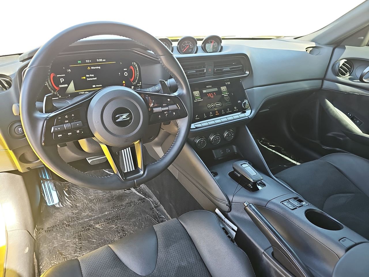 Used 2024 Nissan Z Performance w/ Floor Mat Package RWD image 9