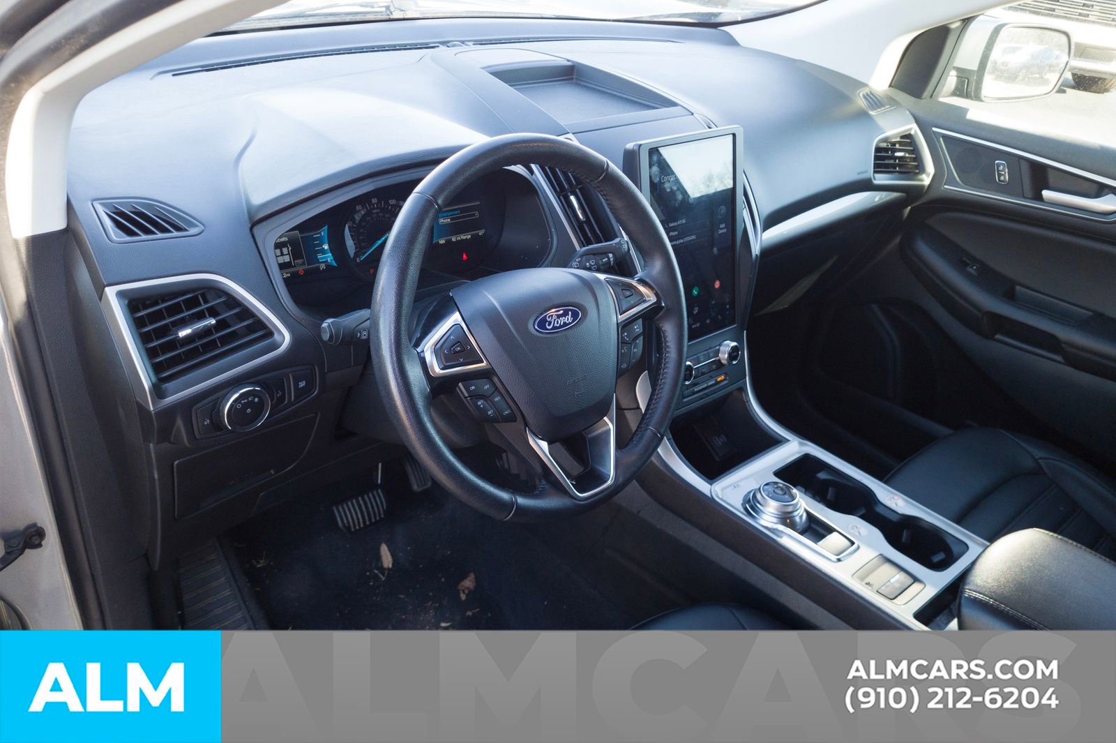 Used 2024 Ford Edge SEL image 15