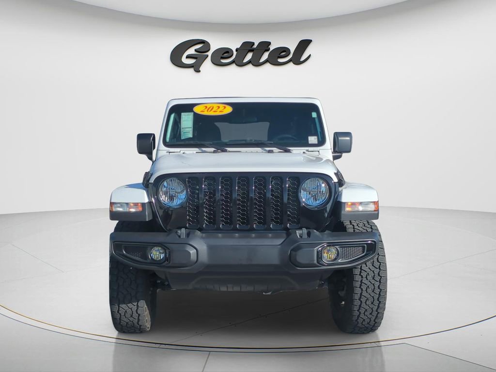 Used 2022 Jeep Gladiator Willys image 16