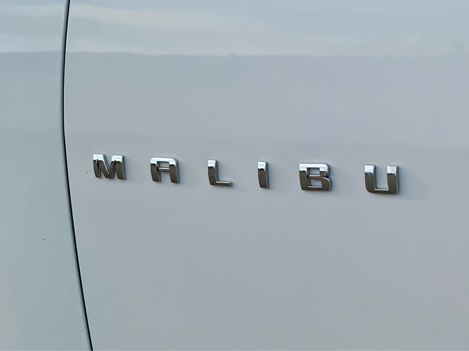 Used 2018 Chevrolet Malibu LT image 19