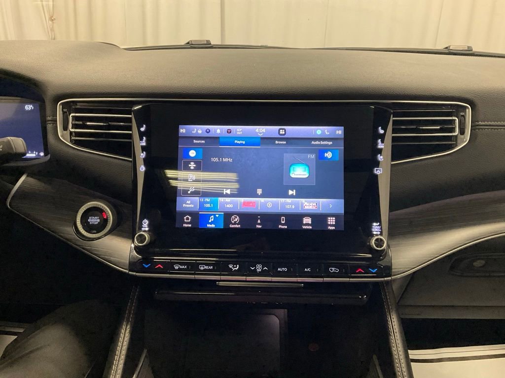 Used 2023 Jeep Wagoneer L Series III w/ Premium Group I image 27