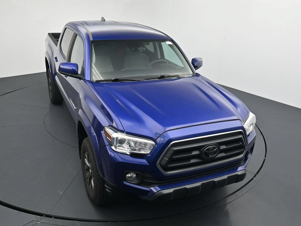 Used 2022 Toyota Tacoma SR5 AWD/4WD image 10
