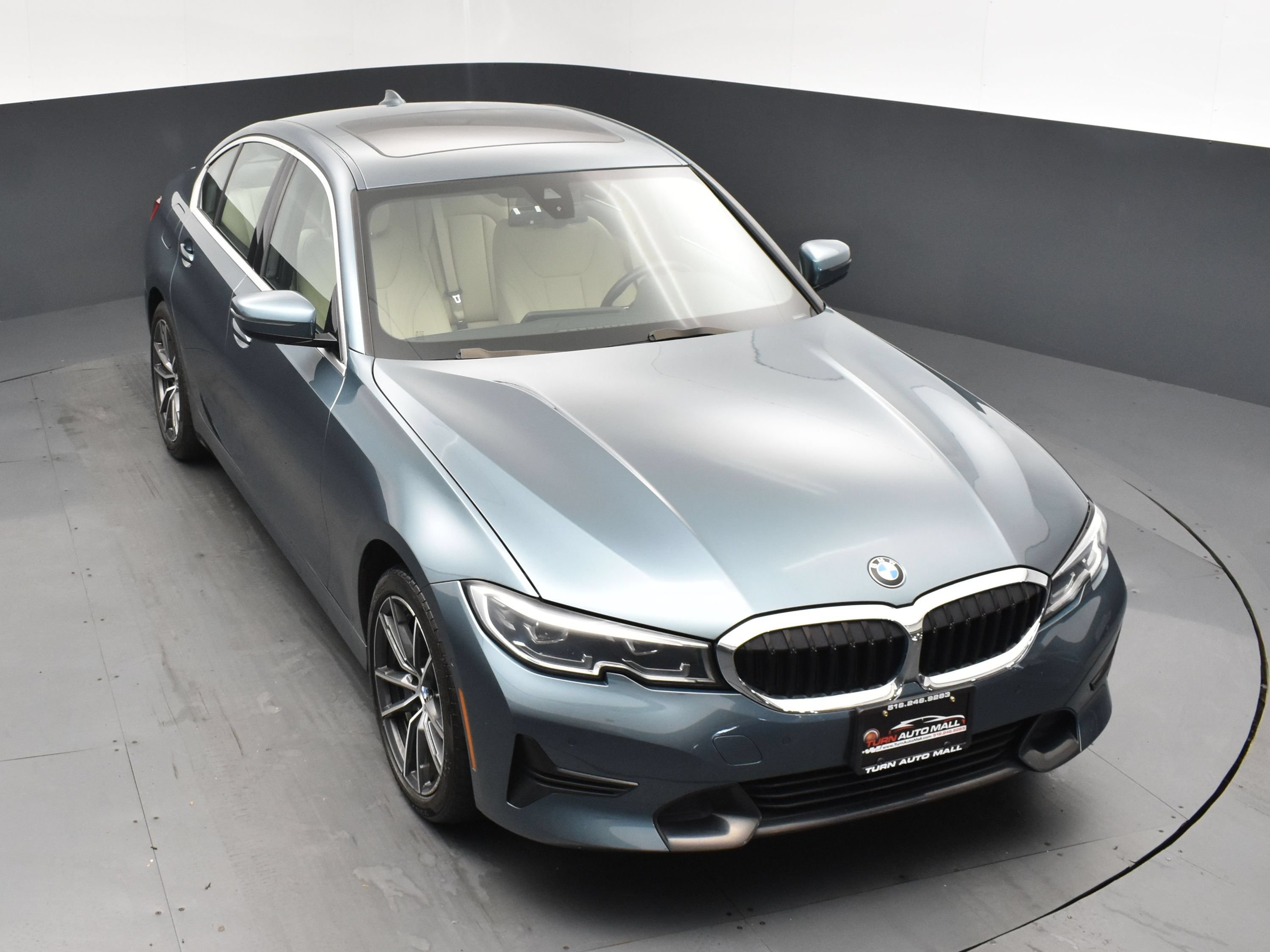 Used 2021 BMW 330i xDrive Sedan w/ Driving Assistance Package AWD/4WD image 23