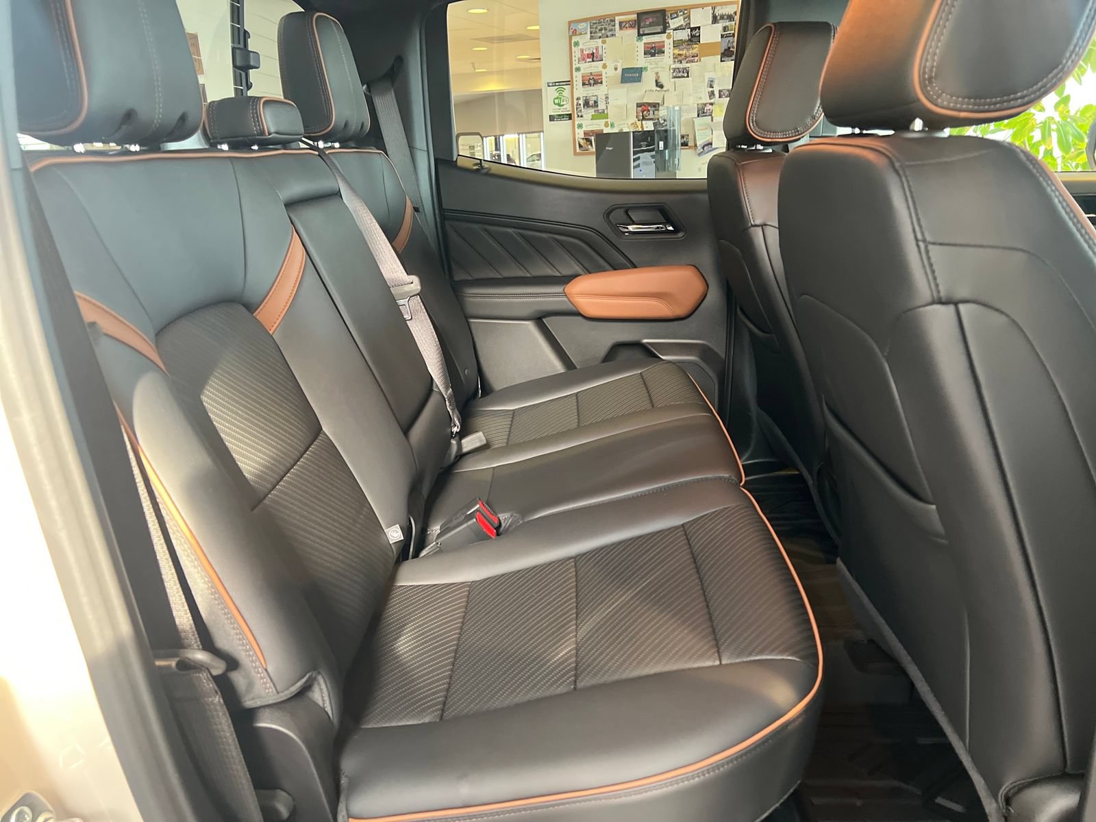 New 2026 GMC Canyon AT4 w/ Technology Plus Package AWD/4WD image 30