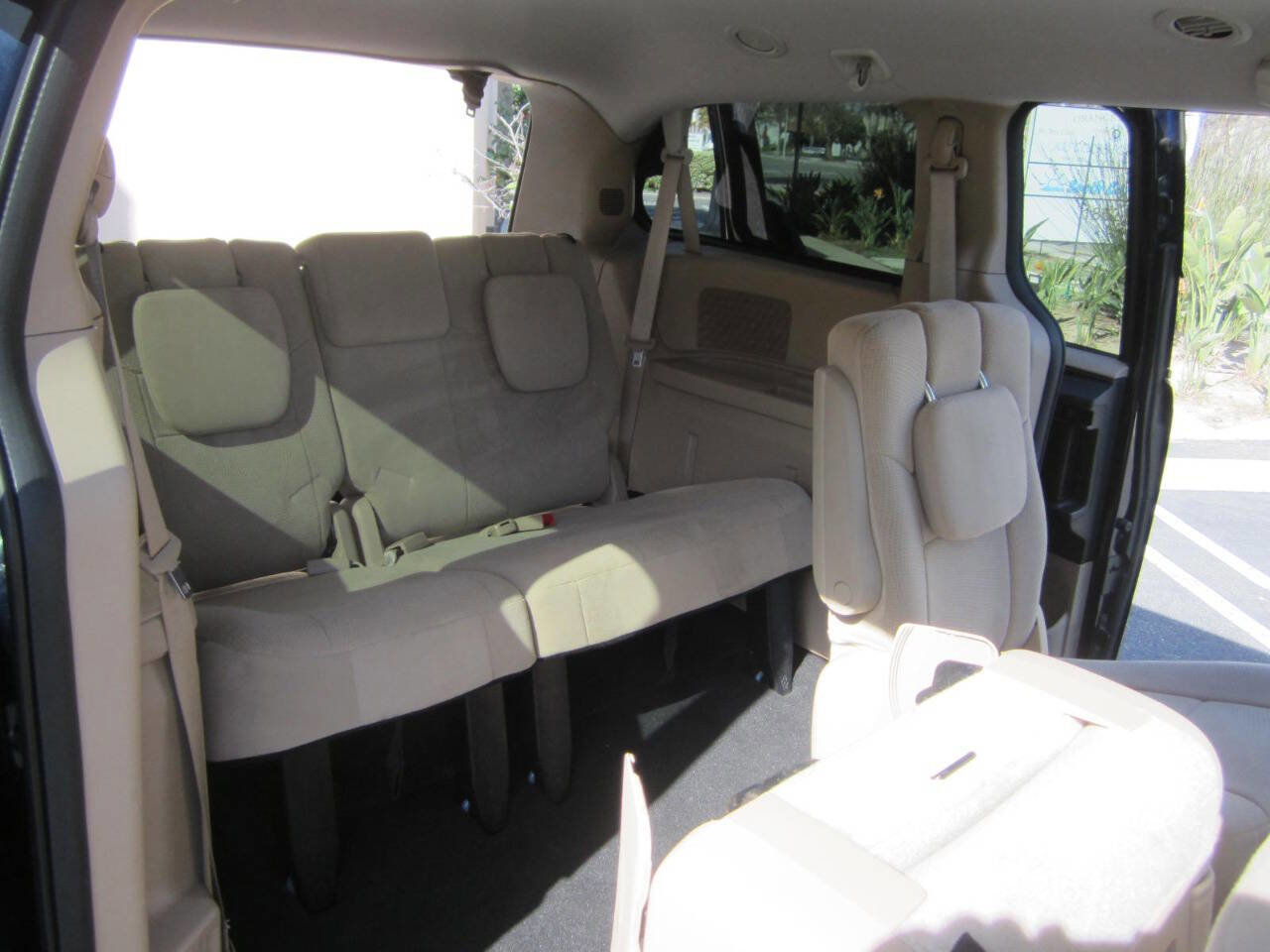 Used 2013 Dodge Grand Caravan SE image 13