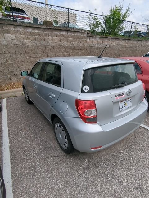 Used 2010 Scion xD image 4