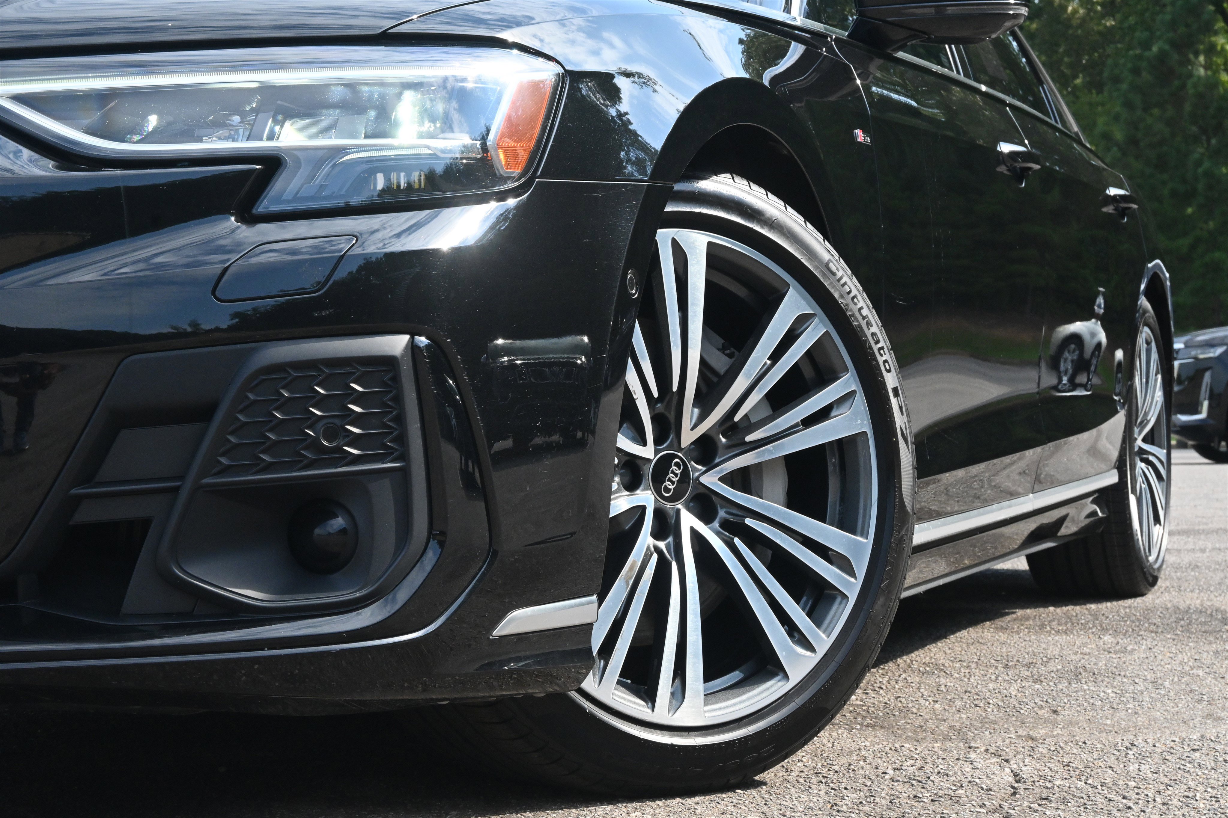 Used 2022 Audi A8 L 3.0T image 38