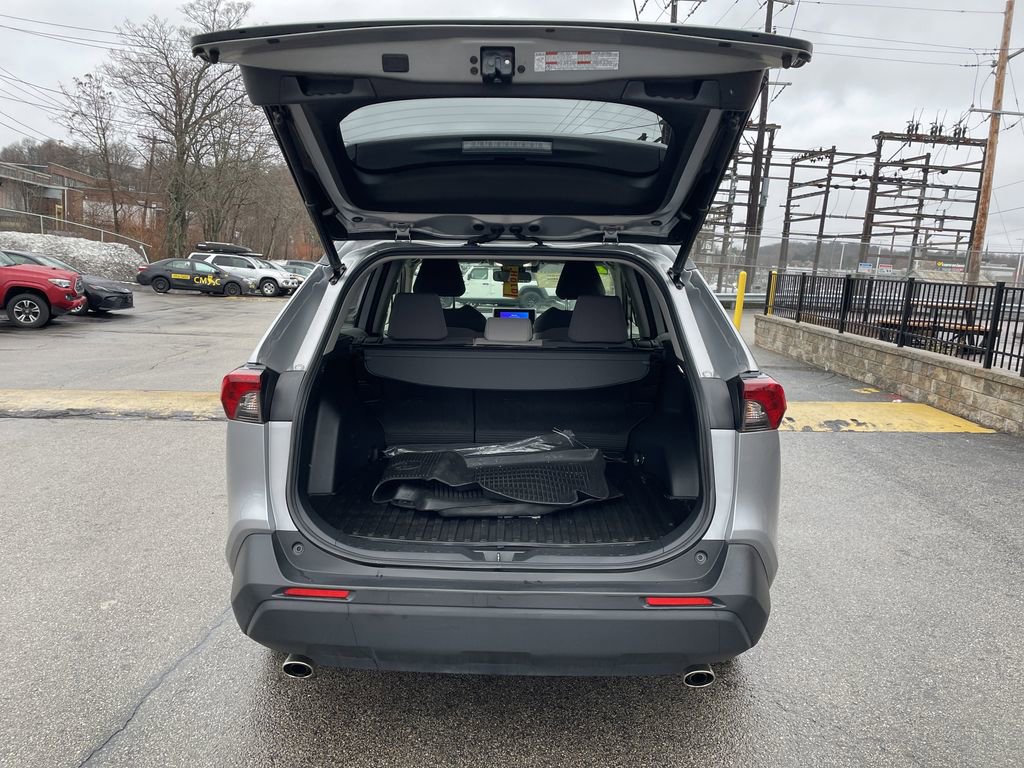 Used 2023 Toyota RAV4 XLE w/ Convenience Package image 13