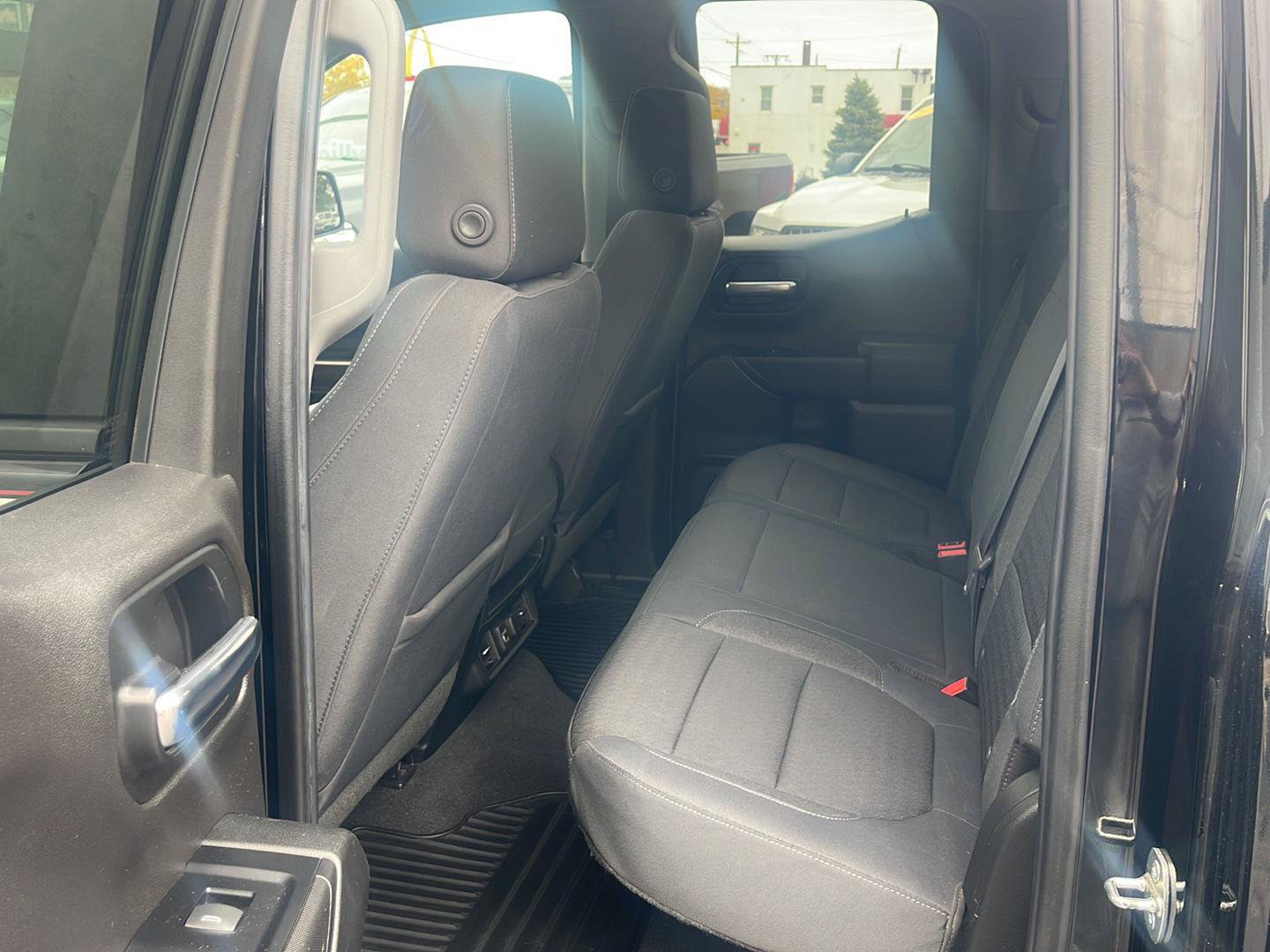 Used 2019 Chevrolet Silverado 1500 LT w/ All-Star Edition AWD/4WD image 12