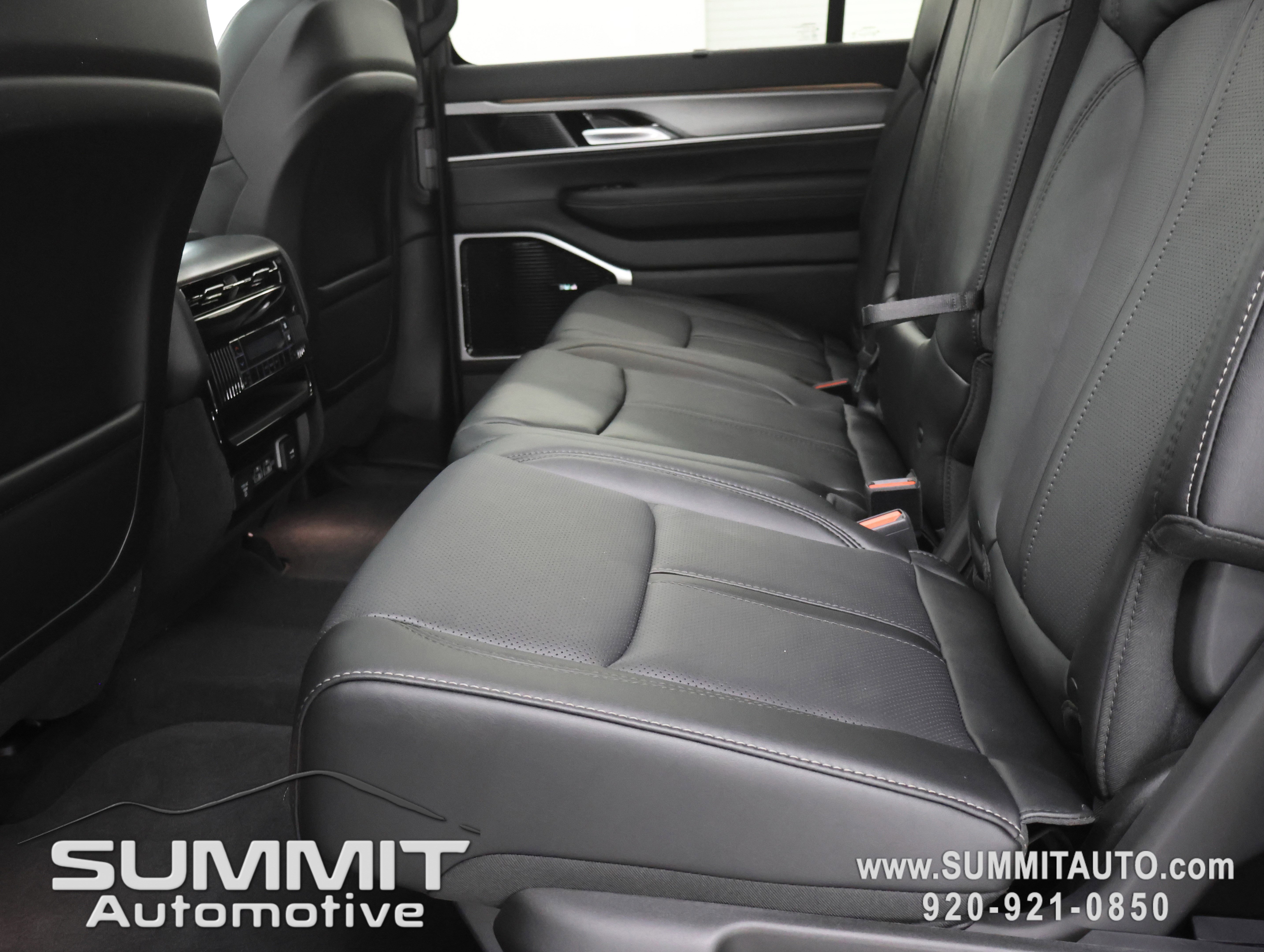 New 2026 Jeep Grand Wagoneer L Limited image 41