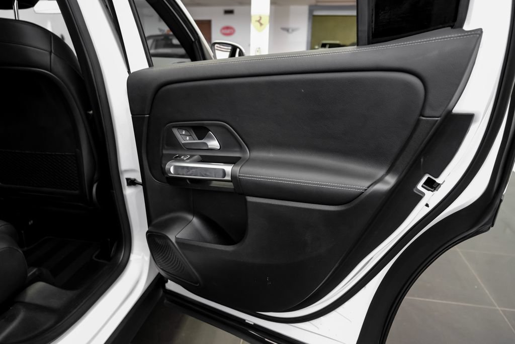 Used 2021 Mercedes-Benz GLB 250 w/ Premium Package image 51