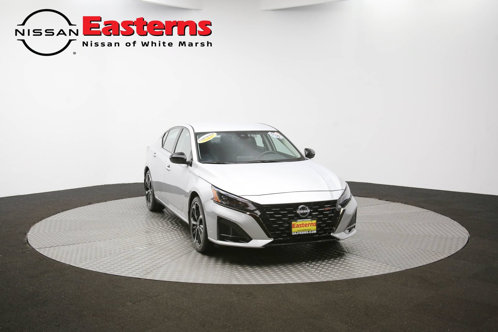 Used 2023 Nissan Altima 2.5 SR FWD image 46