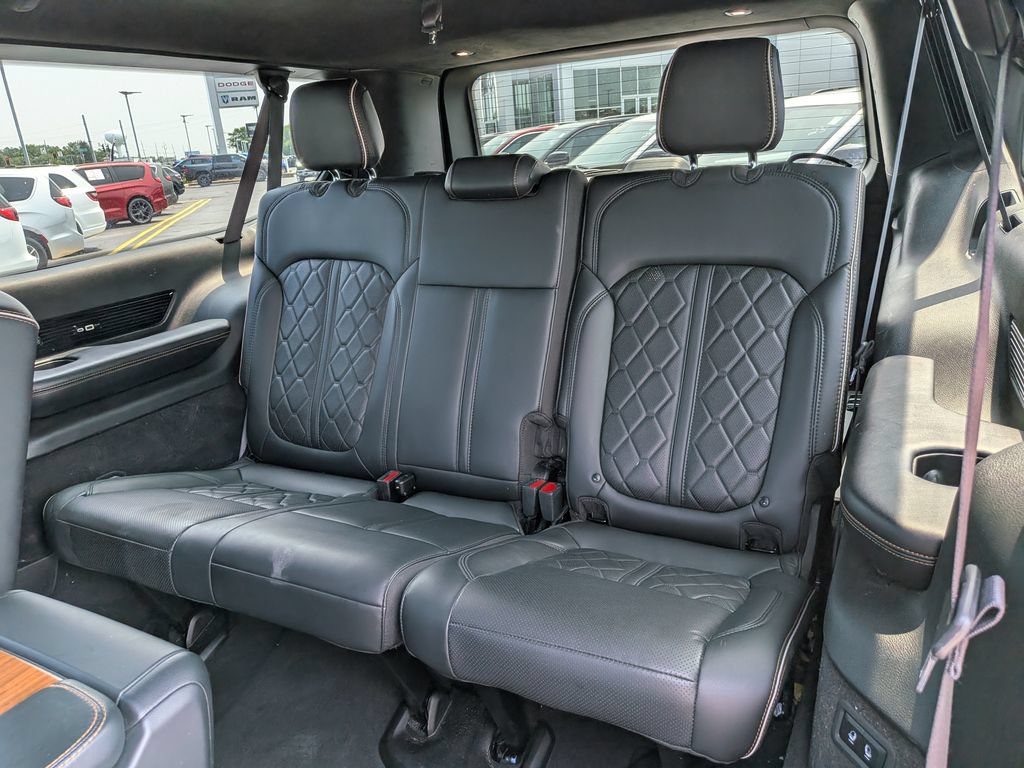 Used 2024 Jeep Grand Wagoneer L Series III AWD/4WD image 22