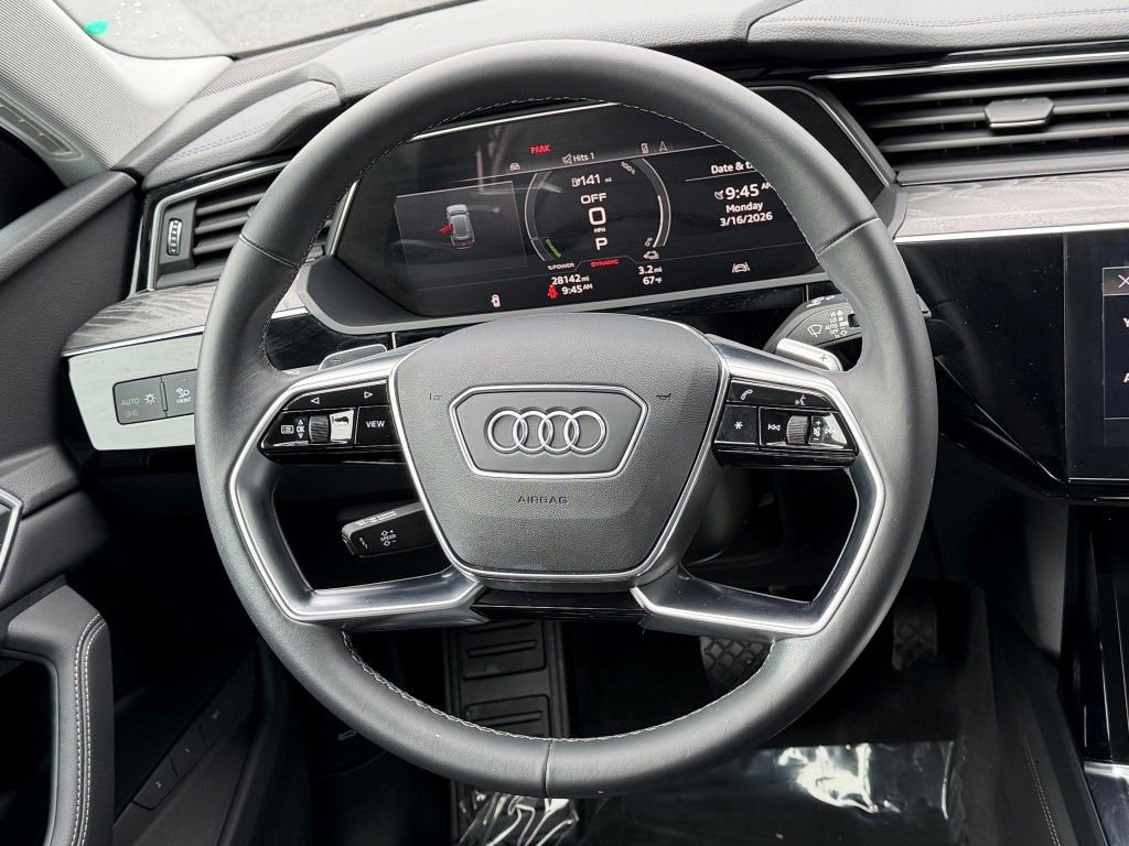 Certified 2022 Audi e-tron Premium image 21