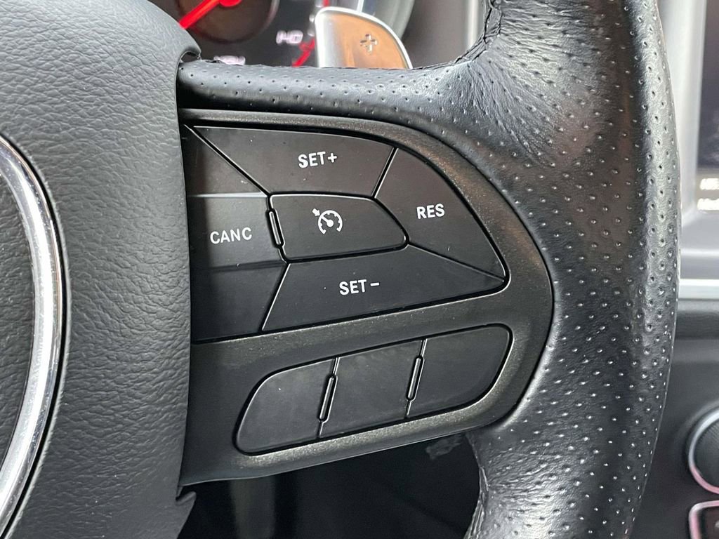 Used 2021 Dodge Charger SXT image 11