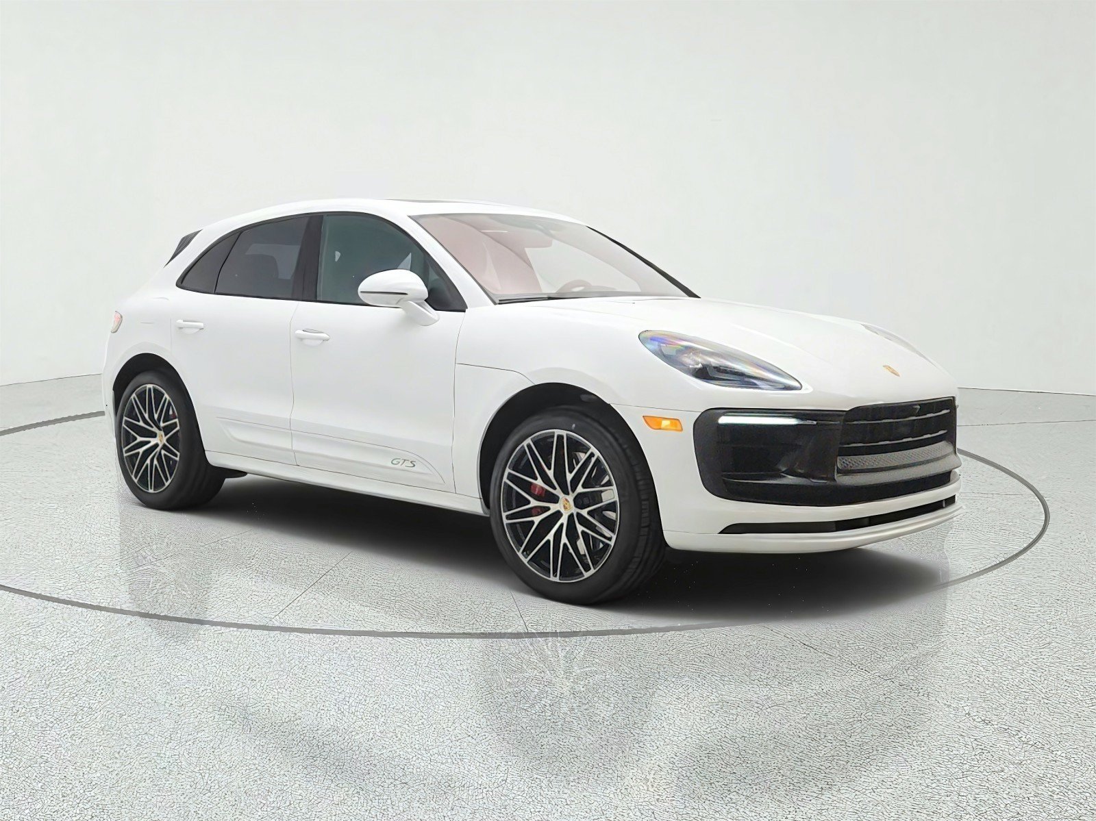 Used 2022 Porsche Macan GTS AWD/4WD image 3