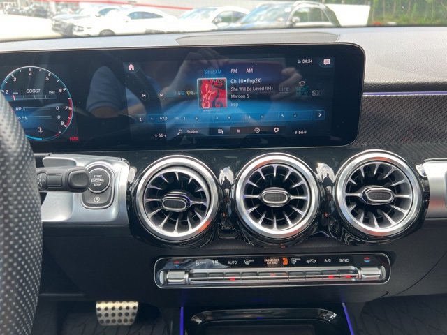 Used 2022 Mercedes-Benz GLB 35 AMG 4MATIC image 15