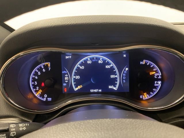 Used 2015 Jeep Grand Cherokee Limited image 16