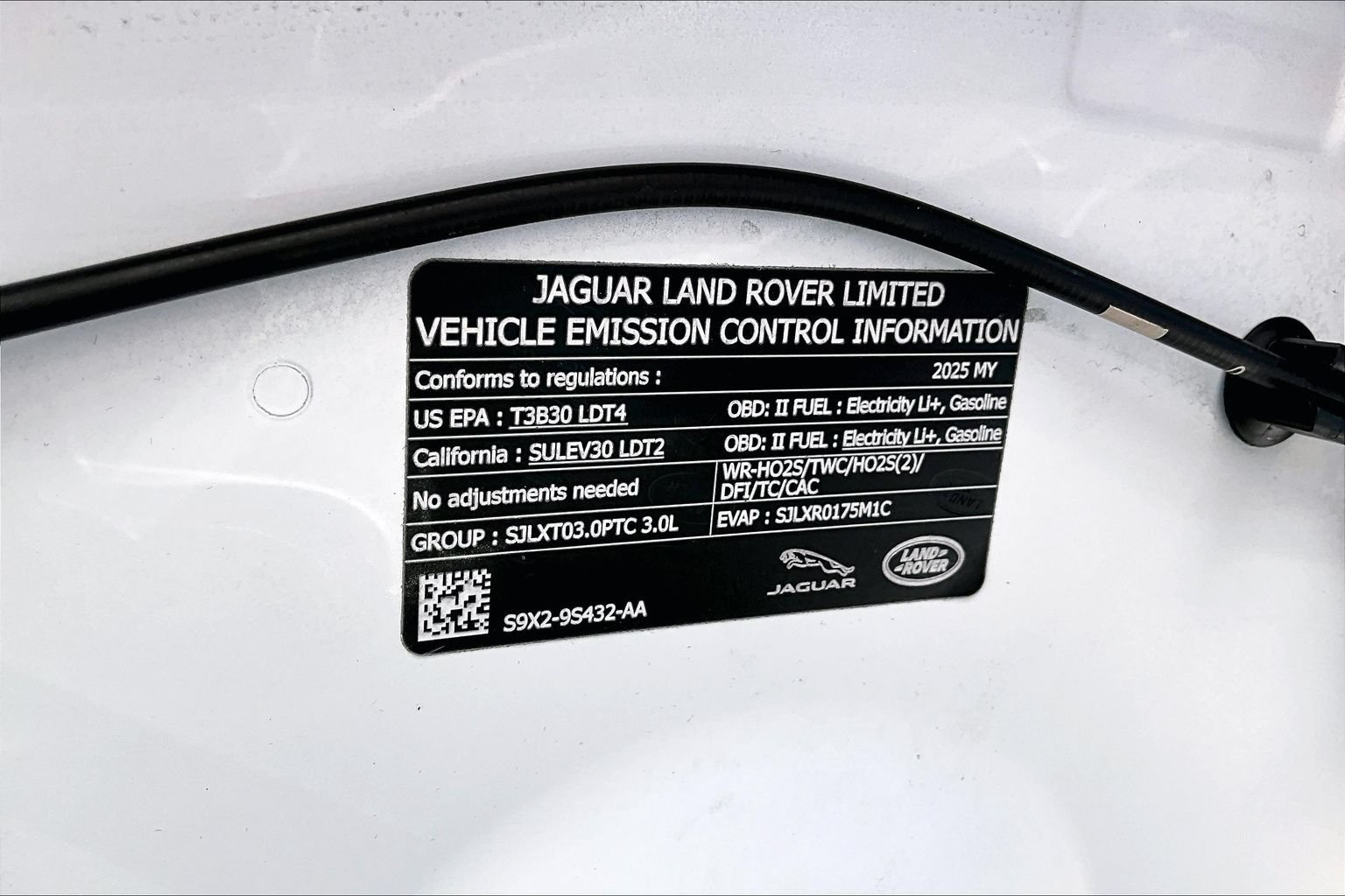 Certified 2025 Land Rover Range Rover Sport Dynamic SE AWD/4WD image 31