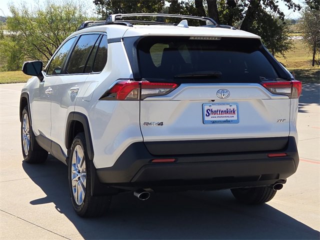 Used 2024 Toyota RAV4 XLE Premium image 6