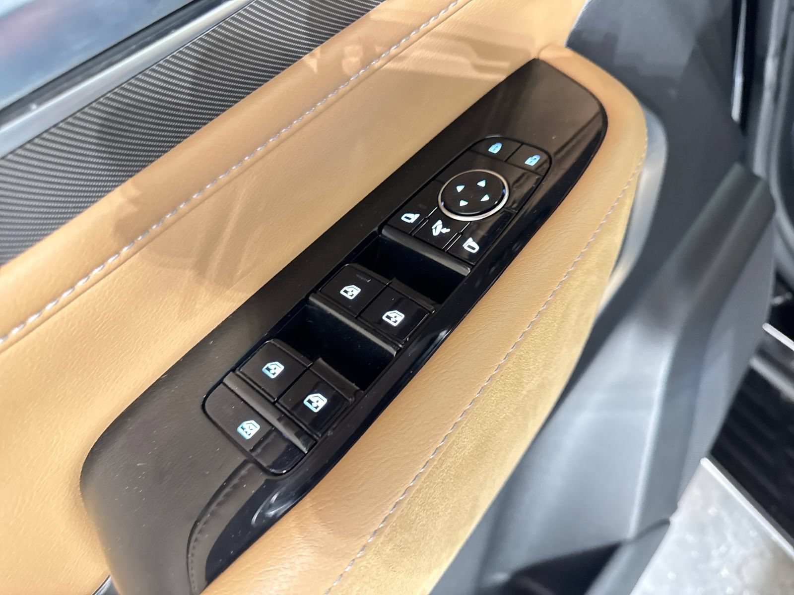 Certified 2025 INFINITI QX80 Luxe AWD/4WD image 26
