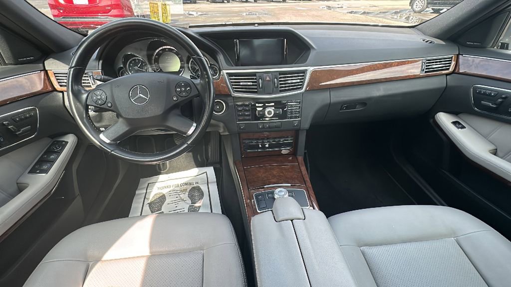 Used 2011 Mercedes-Benz E 350 Sedan image 16