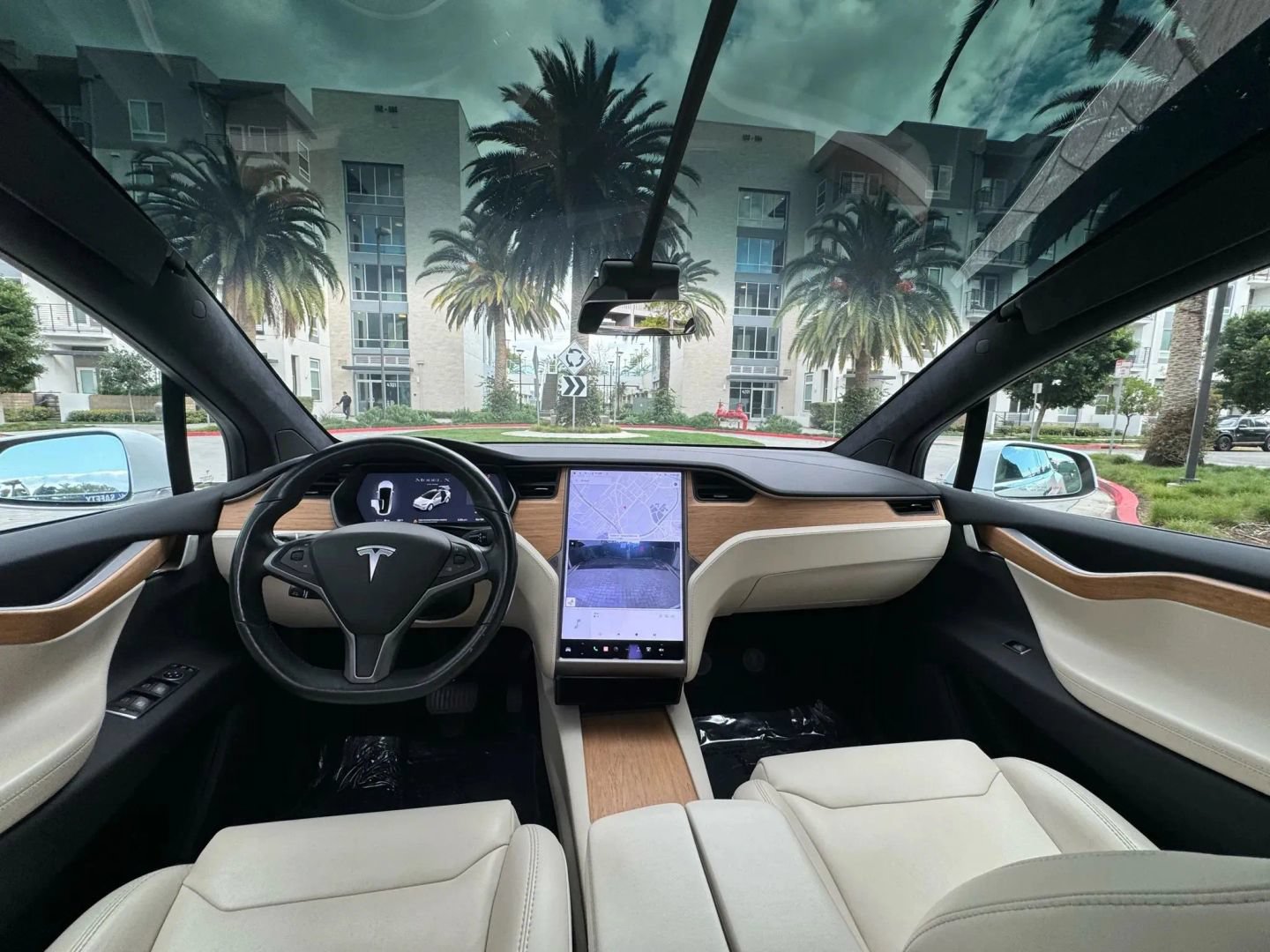 Used 2019 Tesla Model X Long Range AWD/4WD image 16