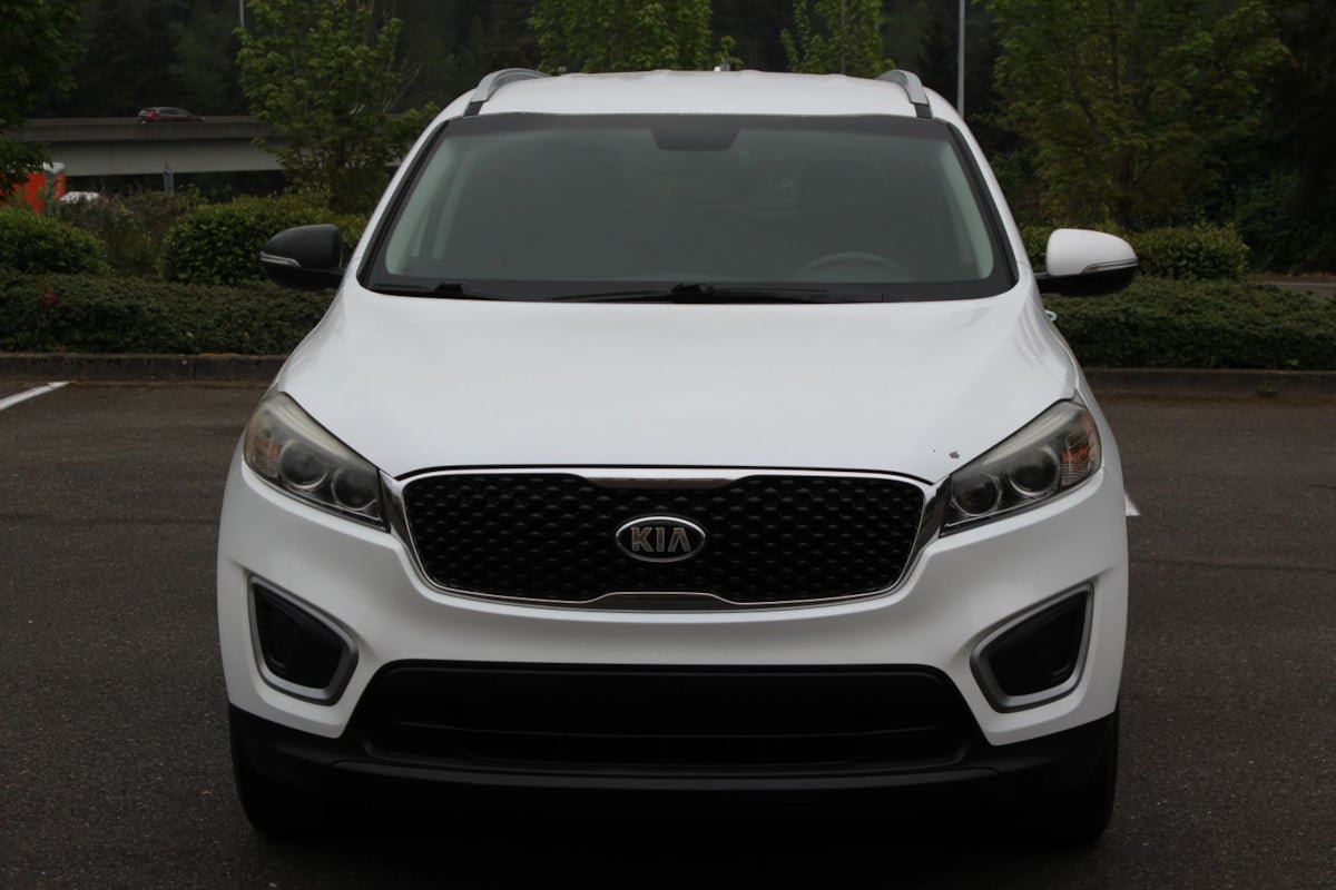 Used 2018 Kia Sorento FWD image 8
