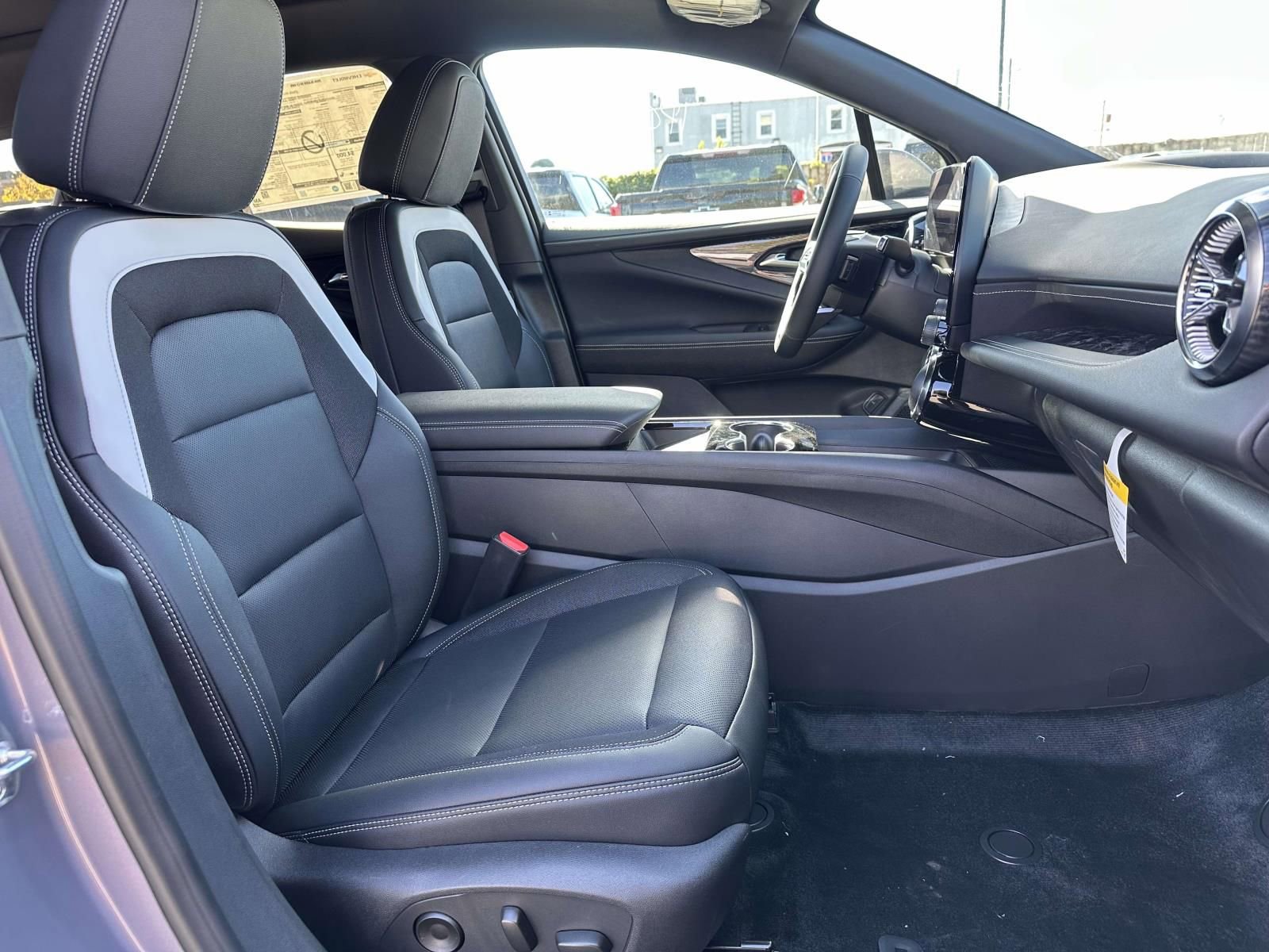 New 2026 Chevrolet Blazer EV LT image 24