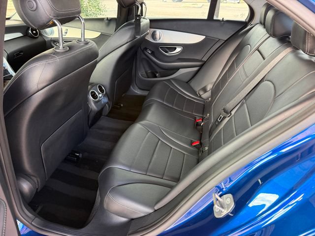 Used 2018 Mercedes-Benz C 300 Sedan w/ Premium Package image 33