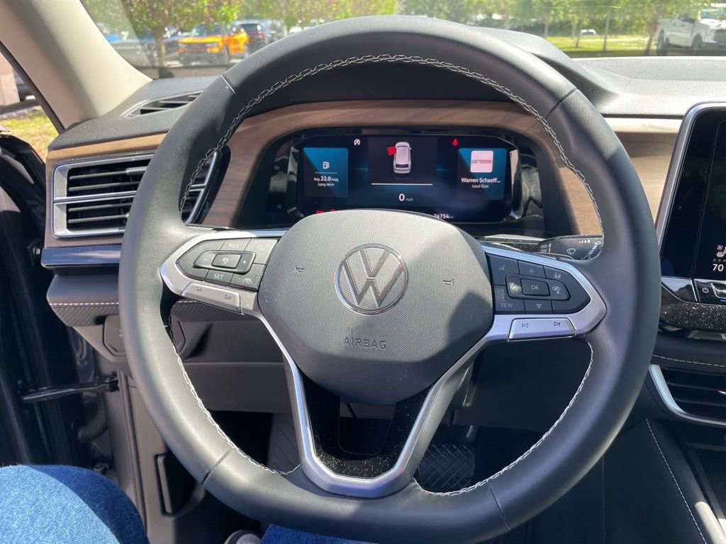 Used 2024 Volkswagen Atlas SE FWD image 9