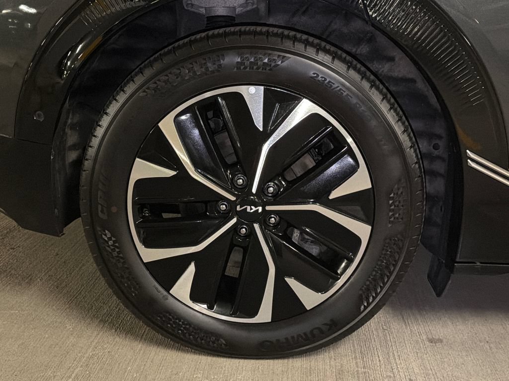 Certified 2023 Kia EV6 Wind w/ Wind Technology Package AWD/4WD image 8